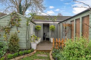 Photo 40- click for photo gallery